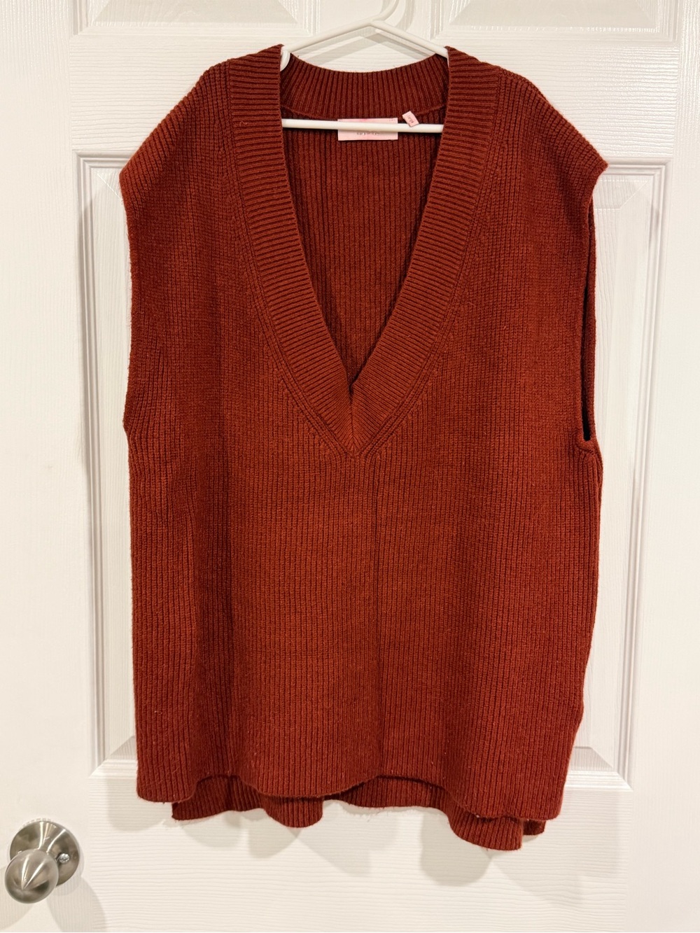 Women’s V-Neck Sleeveless Sweater Vest - Rusty Brown